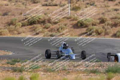 media/Jun-01-2025-CalClub SCCA (Sun) [[eae223c5dd]]/Group 3/Qualifying/